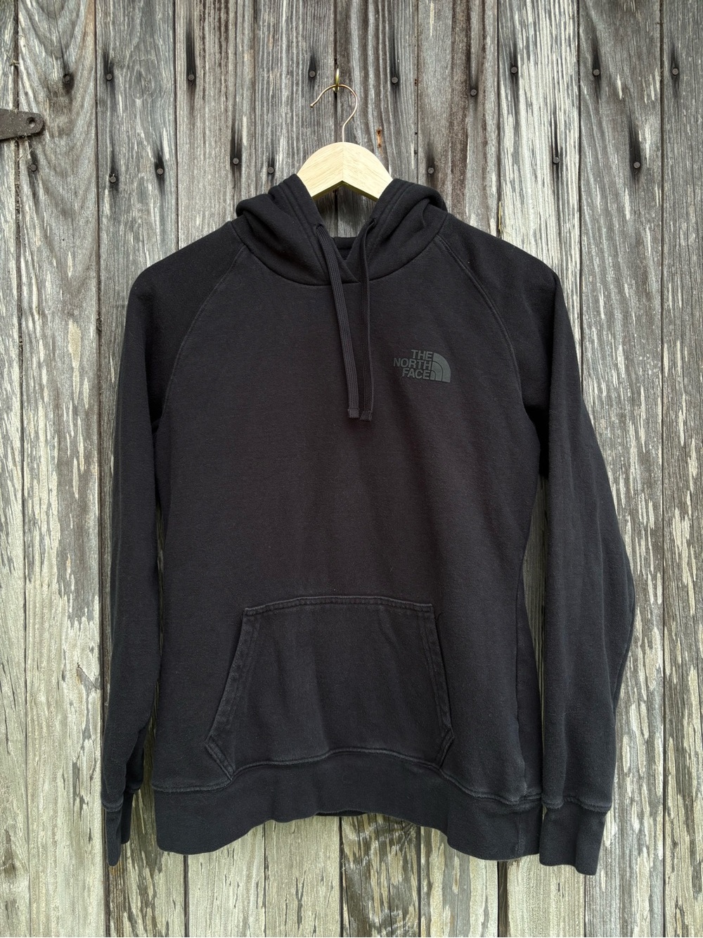 The North Face Black Pullover Hoodie with Logo women’s small